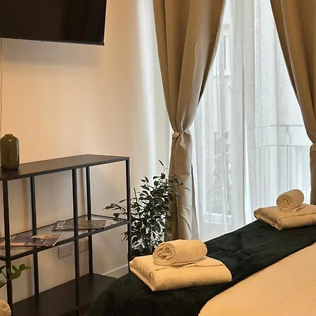 Piazza Ponterosso - The Nest * Triëst