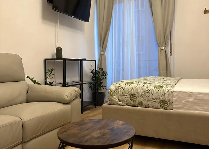 Piazza Ponterosso - The Nest Appartement