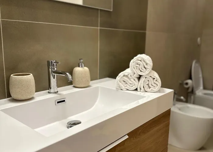 Piazza Ponterosso - The Nest Appartement Triëst